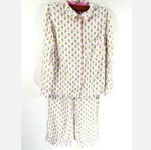 Victoria's Secret Mayfair Pink Pineapple Pajamas